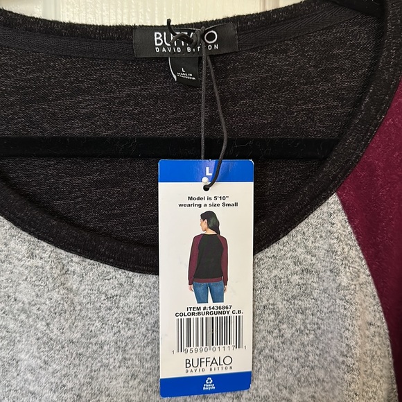 Buffalo Color Block Top - Picture 3 of 3